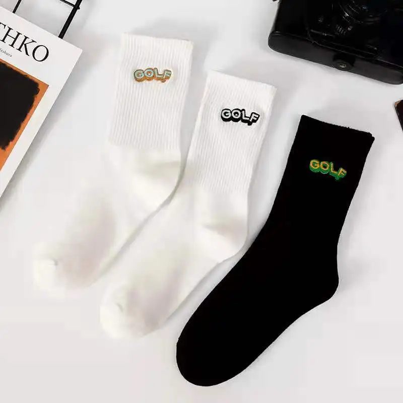 Amazon hot autumn and winter men and women street fashion brand couple cotton socks middle tube socks