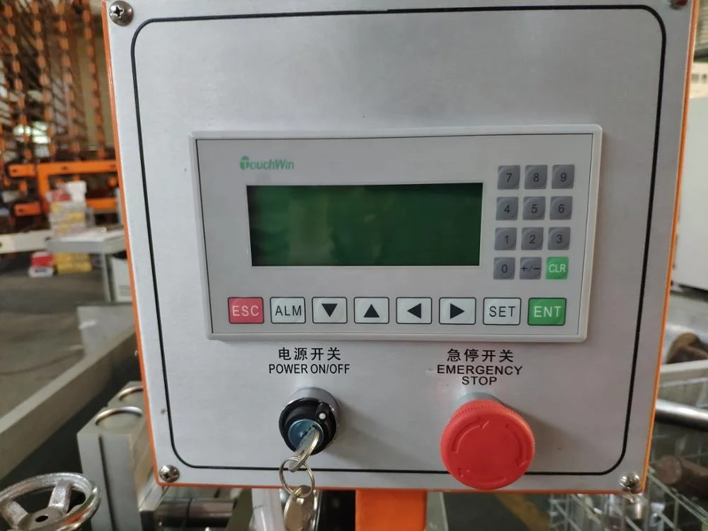 
Best Selling Semi Automatic Napkin Tissue Paper Packing Machine 