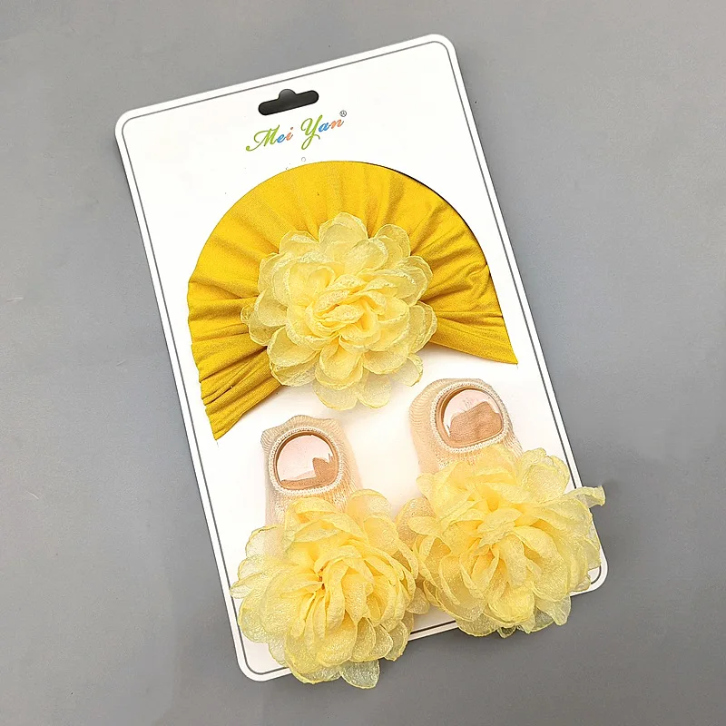 Cute flower Decoration 0-12 months Hat Autumn newborn baby cap socks Newborn winter boys and girls socks cap