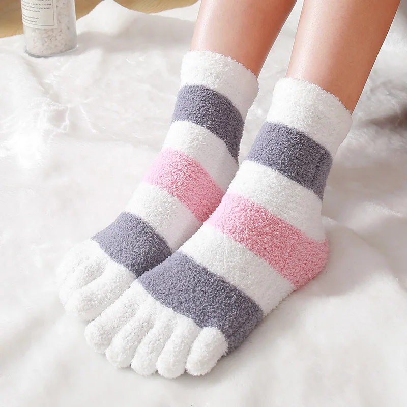 2024 Winter Split Toes Sweet Pink Mint Grey Women Wide Striped Coral Fleece Thick Warm Indoor Floor Sofa Bedroom Sleeping Socks