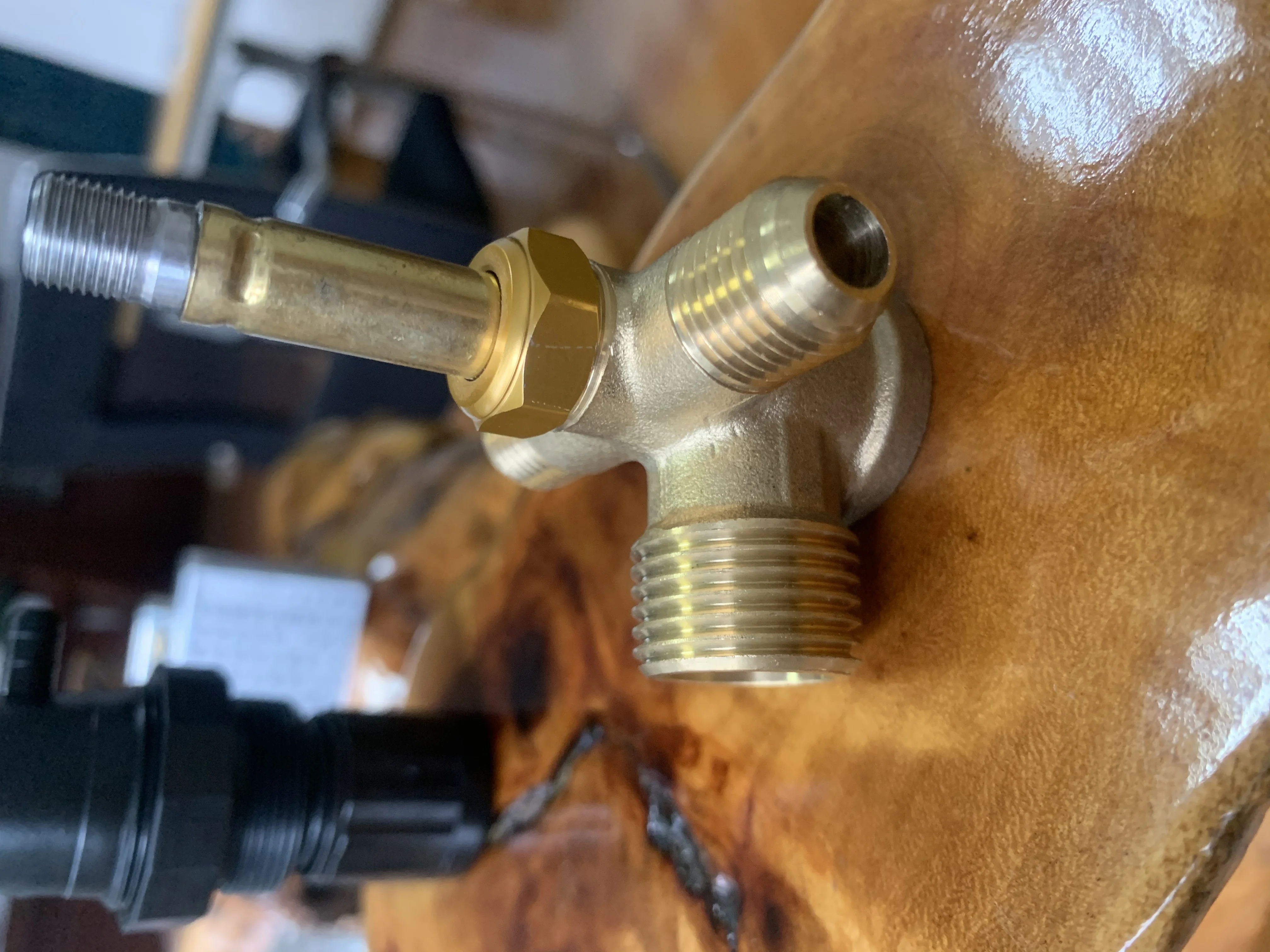 4 way pneumatic solenoid valve  DC12V DC24V 3W 1.5W for Oxygen generator  machine made in China