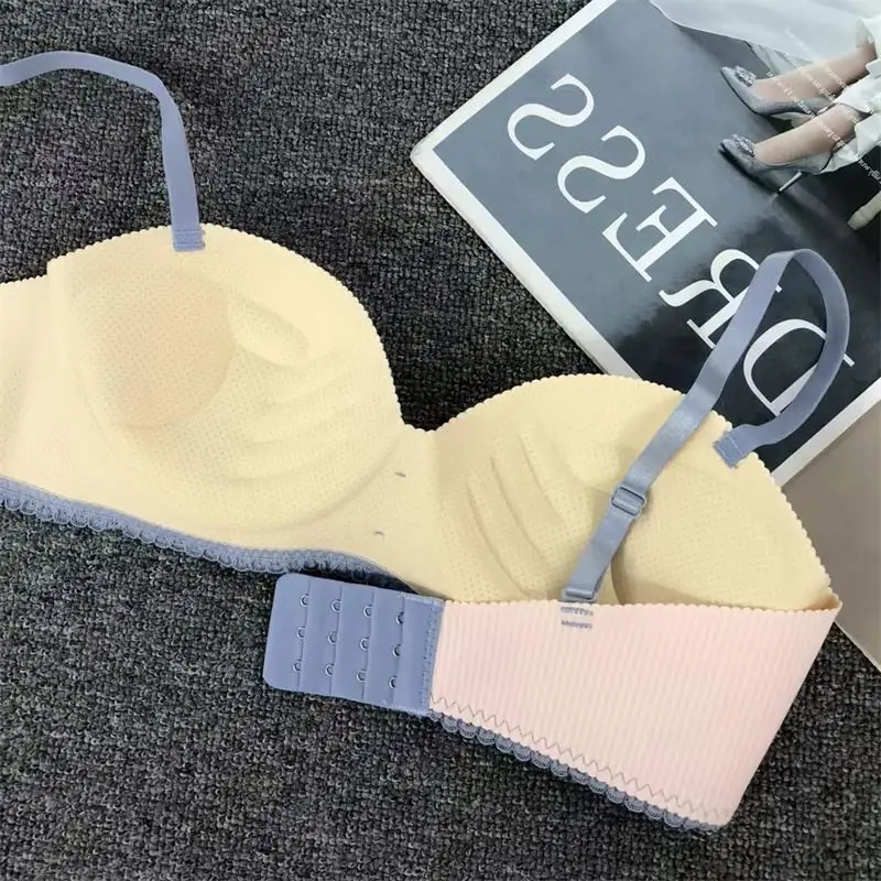 2023 Girls Fashion Simple Push Up Breathable Smooth Surface T-shirt Bra Women Seamless Bra