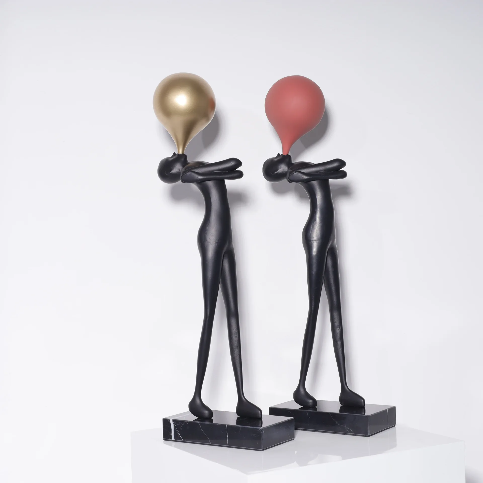 Modern Abstract Black Cast Iron Sculpture Ornament Entrance Business Showroom Studio Live Room Decorations