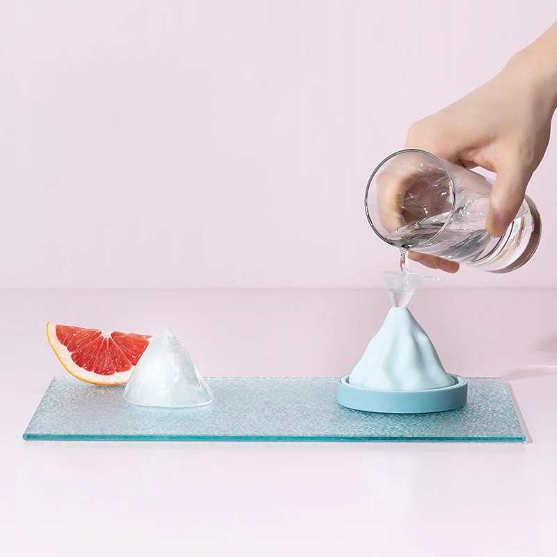 2024 New Design Product Silicone Snow Ice Mountain Ice Ball Mold Silicone Ice Form Tray for Drinking