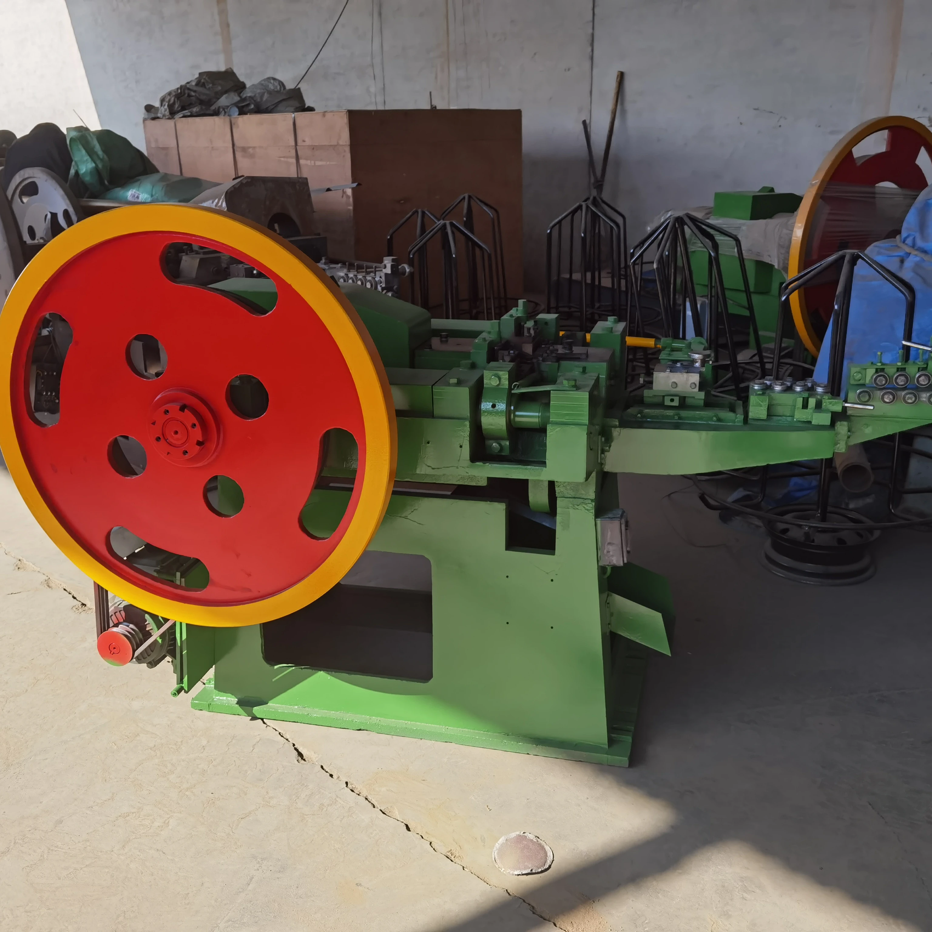 
Автоматическая машина для производства ногтей 