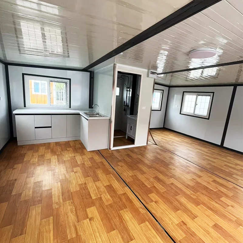 2 Bedrooms and 1 Bathroom Hotel Design Expandable Option on Sale Luxury 20/40ft Prefab Flat Pack Container House