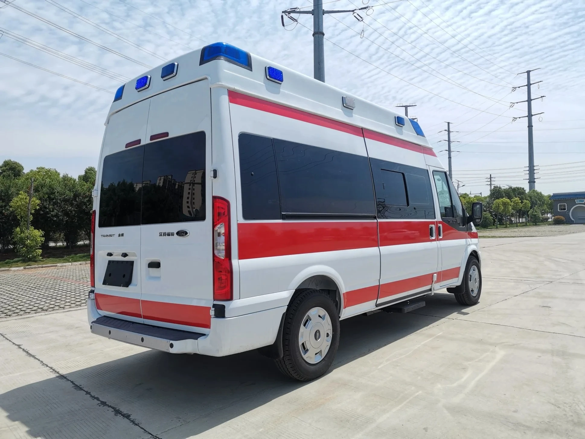 
SYP SH3500 New Condition Petrol ICU Transit Medical Clinic Emergence Vehicles Electric Ambulance Car 