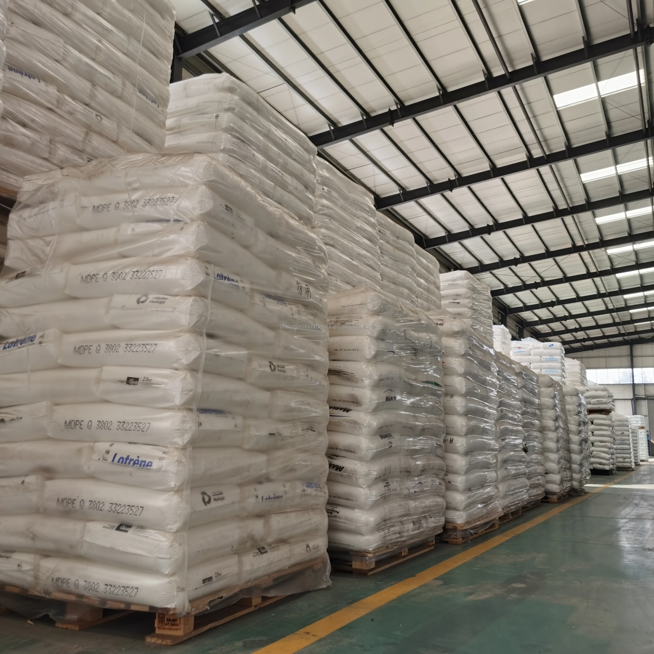 Customized high quality 1.5mm hdpe geomembrane self-adhesive waterproofing  geomembranes hdpe for mining