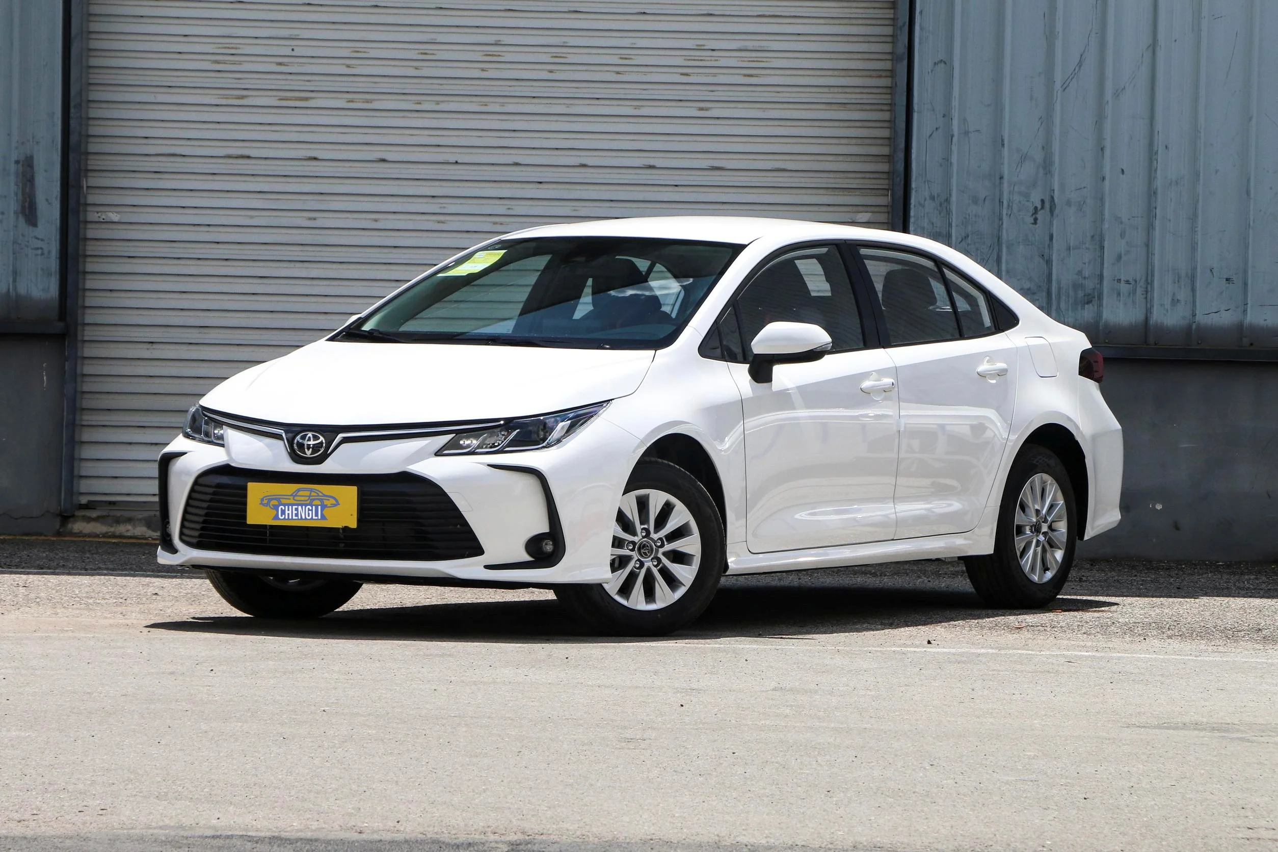 Toyota Corolla автомобили б/у toyota 2023 бензиновый автомобиль 180 км/ч 1 2 т S-CVT Pioneer Edition