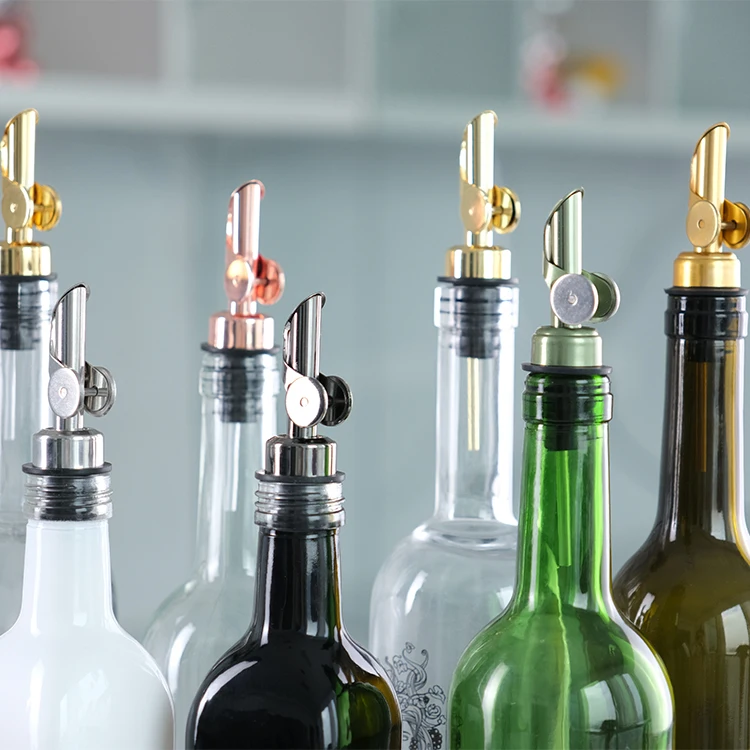 Wholesale Flip Stainless Steel Cork Olive Oil Wine Bottle Pourer Liquor Pourer With Plastic Dust Lid