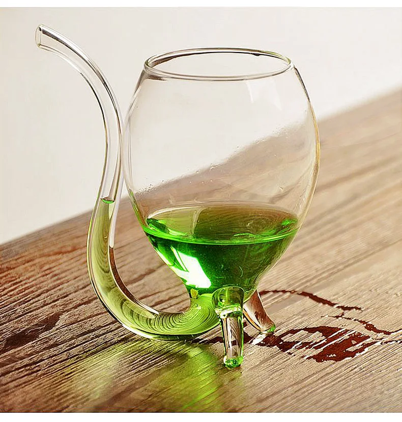 Wholesale Custom Creative Cocktail Glass 300ML Vampire Shaped Glass Martini Bar Glassware Cocktail Wine Glasses