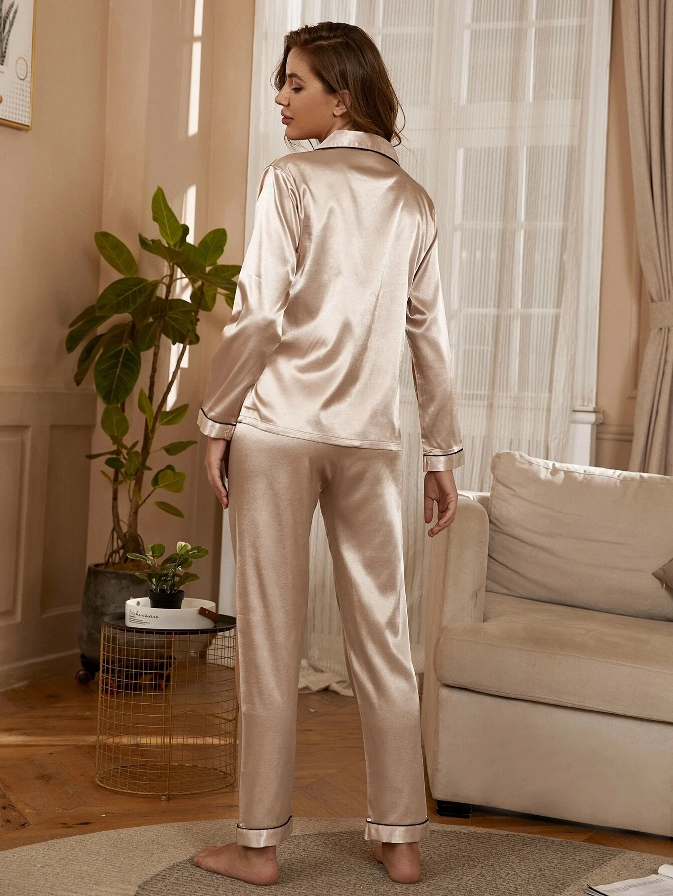 Luxury Letter Embroidery Piping Trim Solid PJs For Custom OEM Women Silk Satin Pyjamas Set