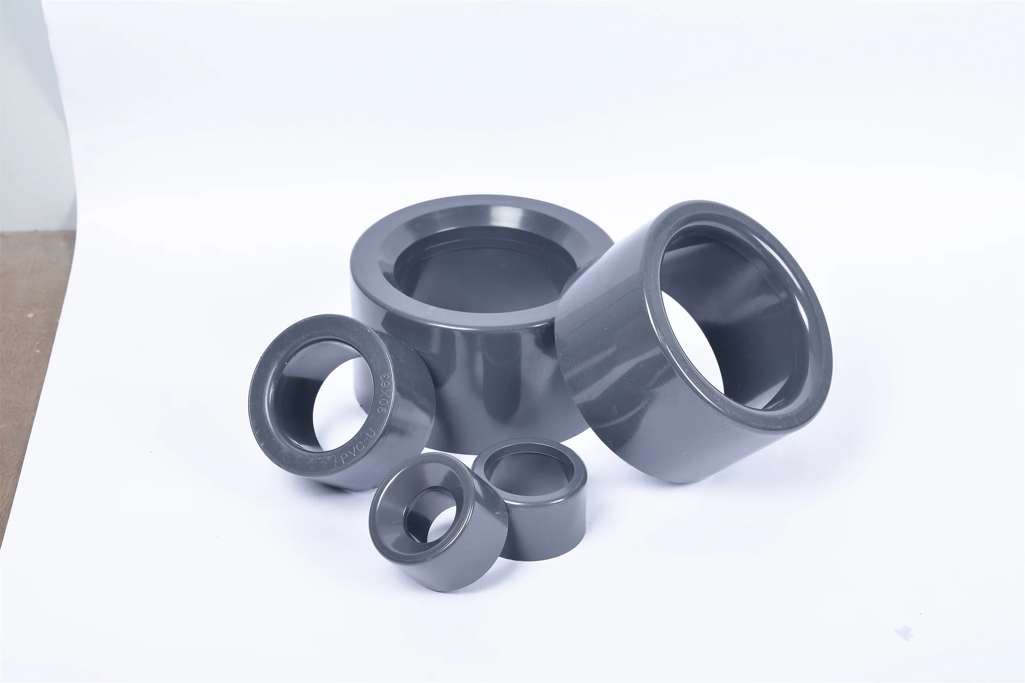 Sanking UPVC 20-50 мм DIN PT Мужской адаптер ANSI PVC NPT фитинг для труб с наружной резьбой Фитинги Для ПВХ