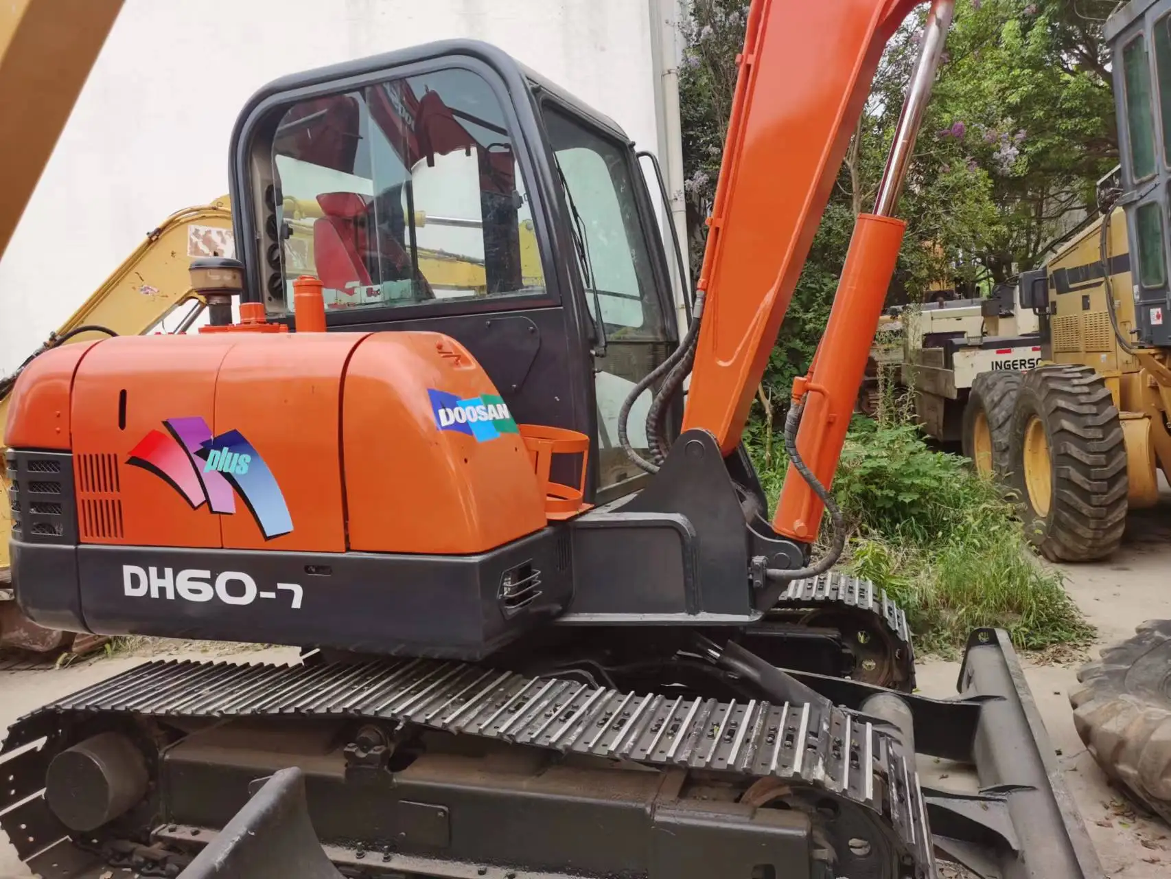 Hot Sell cheap price japan original Used construction machinery DH60 DH55 PC55 DIGGER  for Sale in shanghai