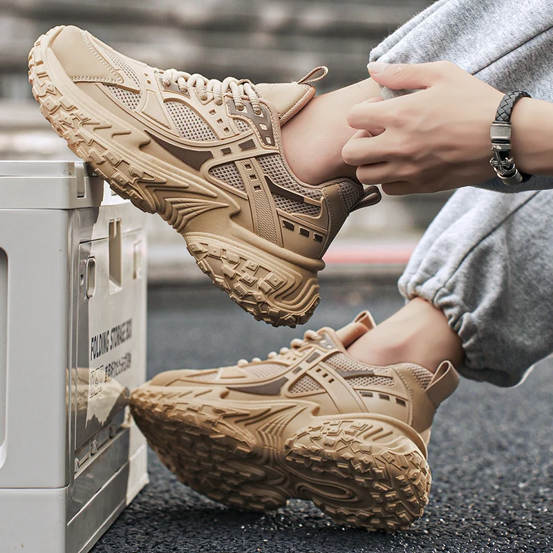 Спортивная обувь для тенниса