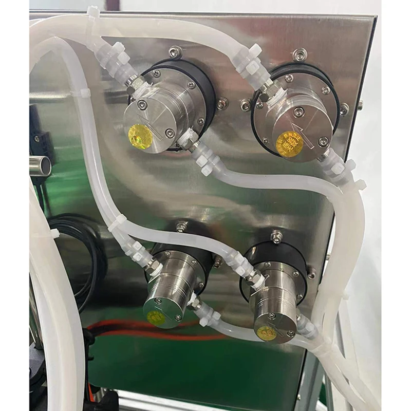 Automatic 4 Heads Liquid Filling Machine Magnetic Pump Filler With Chain Conveyor Platform
