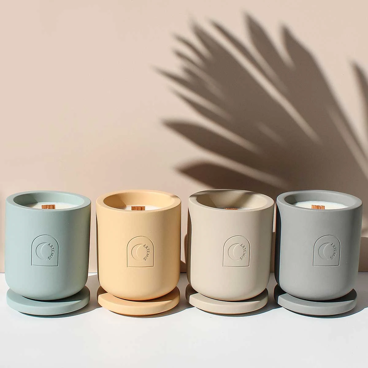 Luxurious natural soy Fashionable ceramic candle jars with essential oil reed diffuser gift set