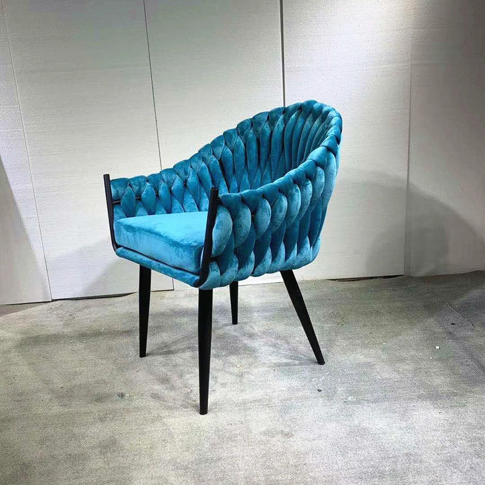 Top quality dining room furniture modern velvet fabric dining chairs metal legs comfortable dining chairs.