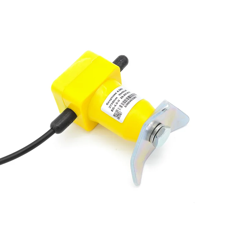 EG-15-OD-I Omni-Directional Geophone 15 Hz , -40 to +80 degree C , OMNI-Directional Geophone Sensitivity 65 V/m/s