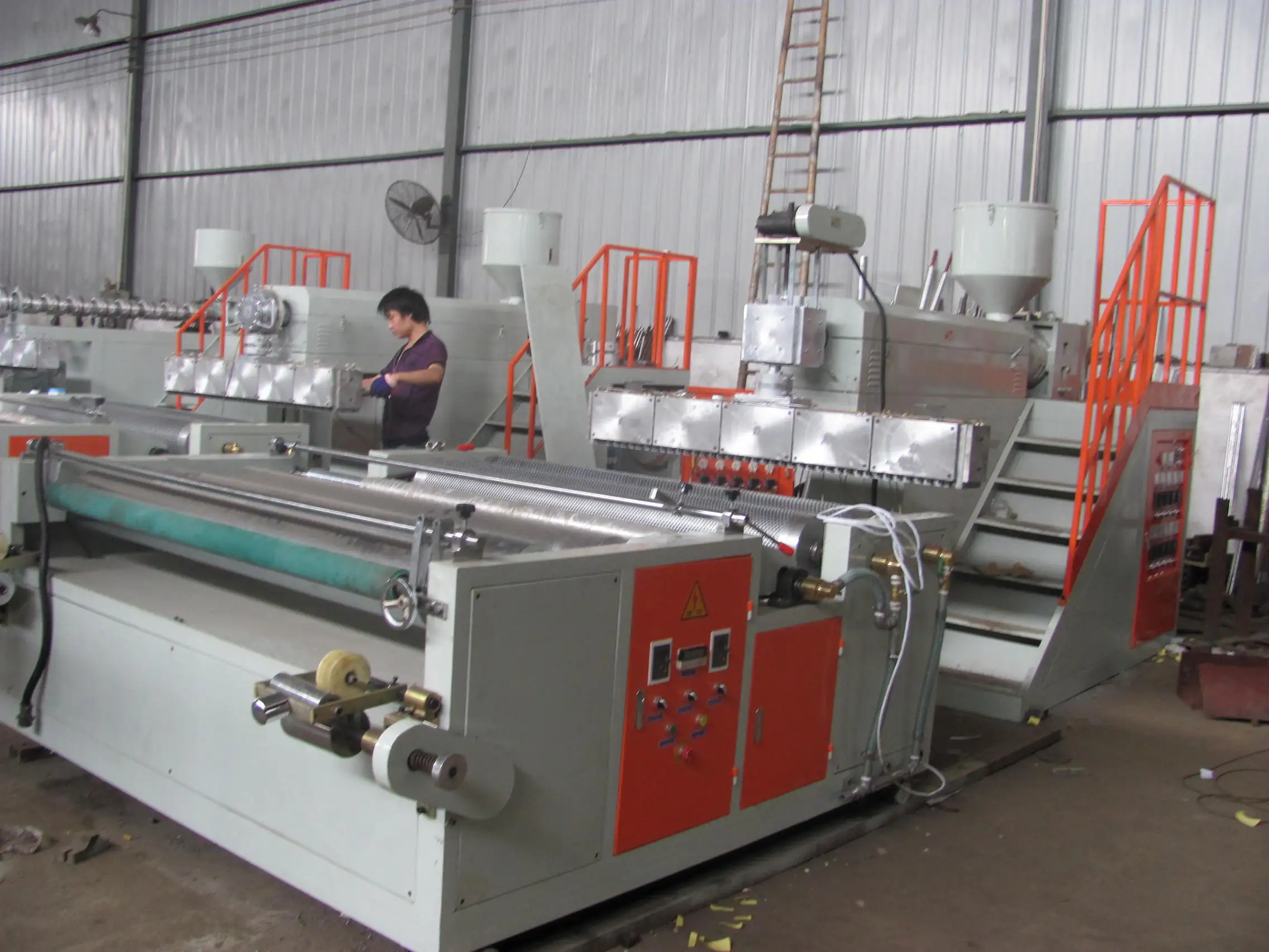 Polyethylene wrapping air bubble film making machine
