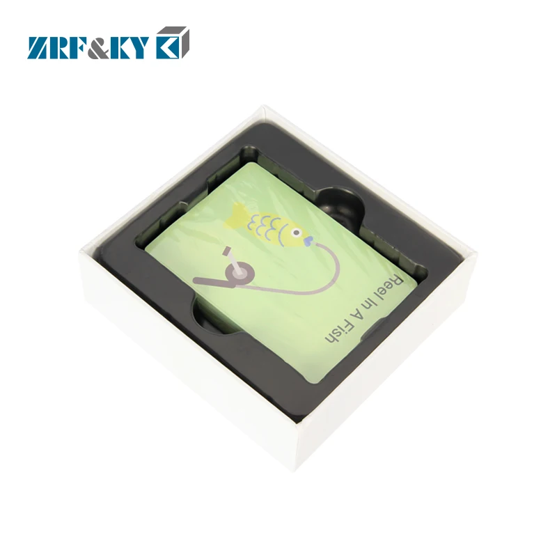 Цветная бумажная коробка для игр
