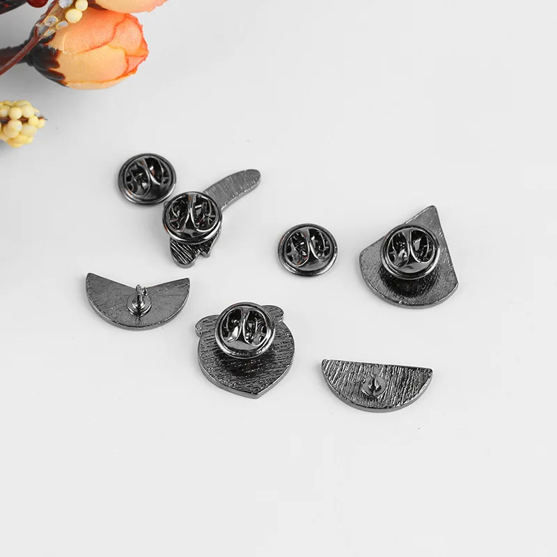 Cartoon summer style Interesting fruit series Watermelon banana Alloy drip oil brooch Student denim clothing accessories