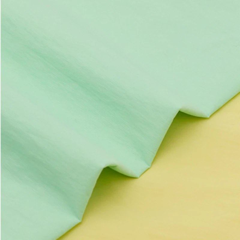 Light Weight 20D Polyamide Wrinkle Woven 400T Nylon Crinkle Taffeta Fabric Down Jacket Fabric