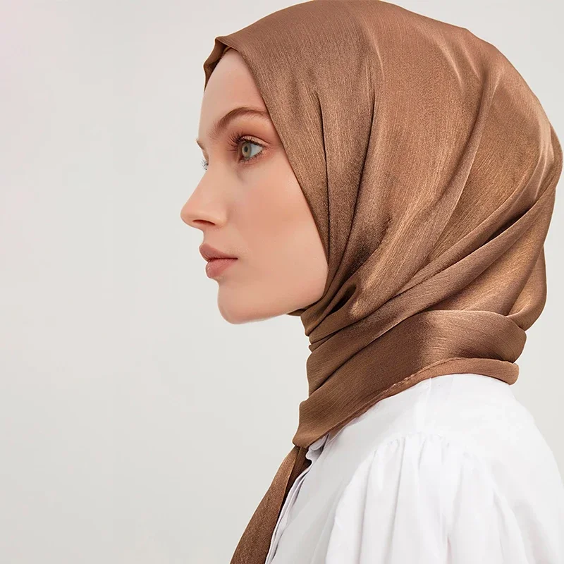 Hot Selling Crinkle Satin Hijab Light Plain Tudung Shawl Hijab Muslim Women Scarf Shining Color Scarves Dubai Scarf