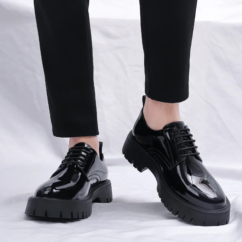 Patent leather big head shoes for men autumn English style cowhide brightened platform elevation with suit wedding groom shoes
