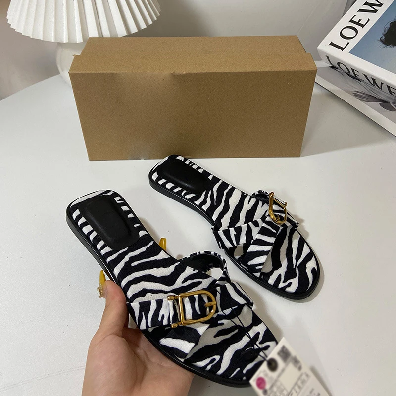 Summer Female Flat Cross-strap Versatile Square-toe Slippers Open-toe Flip-flops Flat Sandals Women Lazy SlidesTraveling Shoe