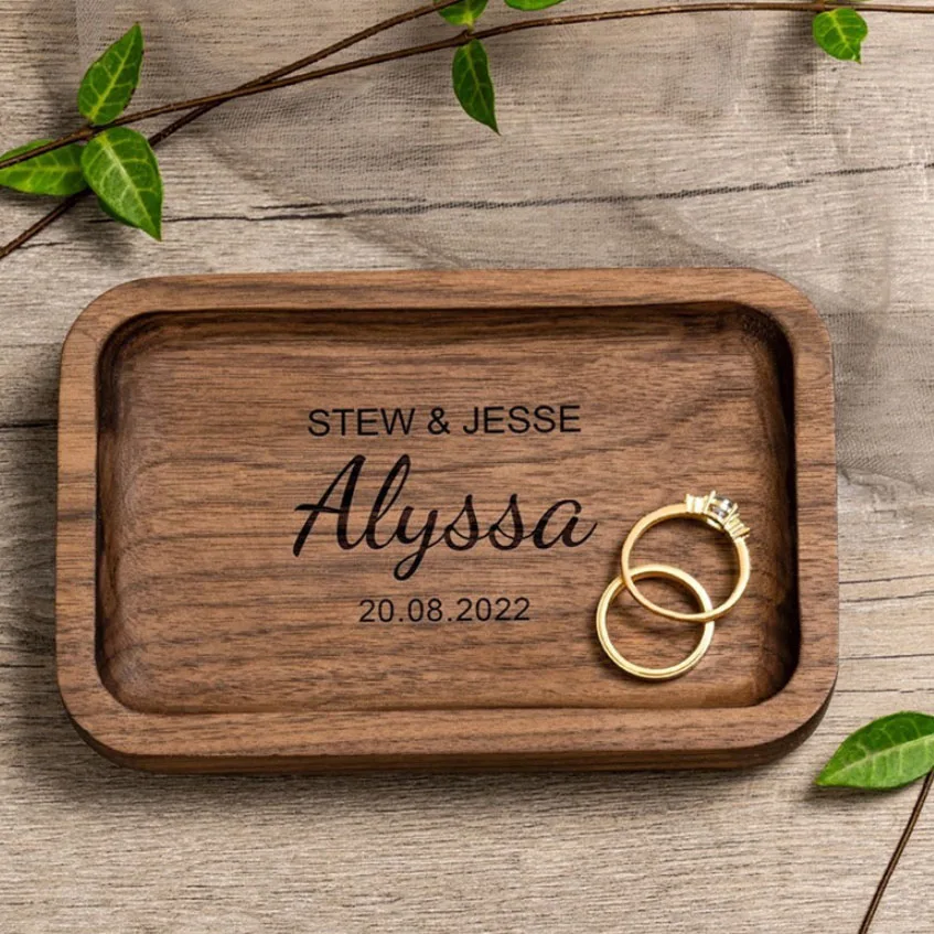 Round Acacia Wood Ring Tray Engrave Logo Key Ring Dish Wooden Jewelry Tray Wedding Ring Holder