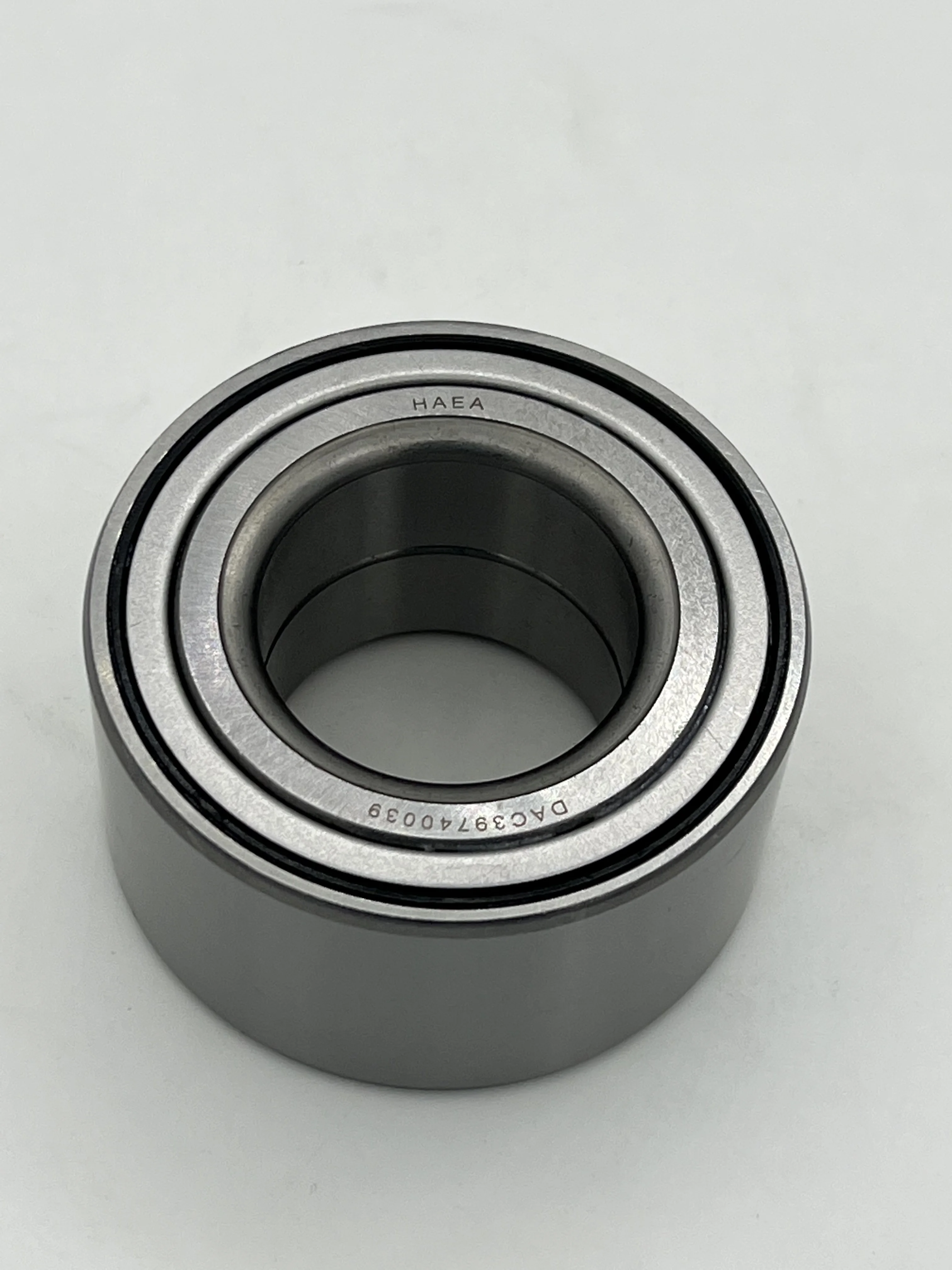 Direct selling Axle Wheel Hub Bearing Auto Rear Right Front Wheel Bearing Hub for Cars and Truck39*74*39 DAC39740039