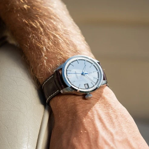 40MM Stainless Steel Automatic Classic Watches ,Domed Sapphire Glass With Anti-reflective Coating ,powered By Sellita SW200