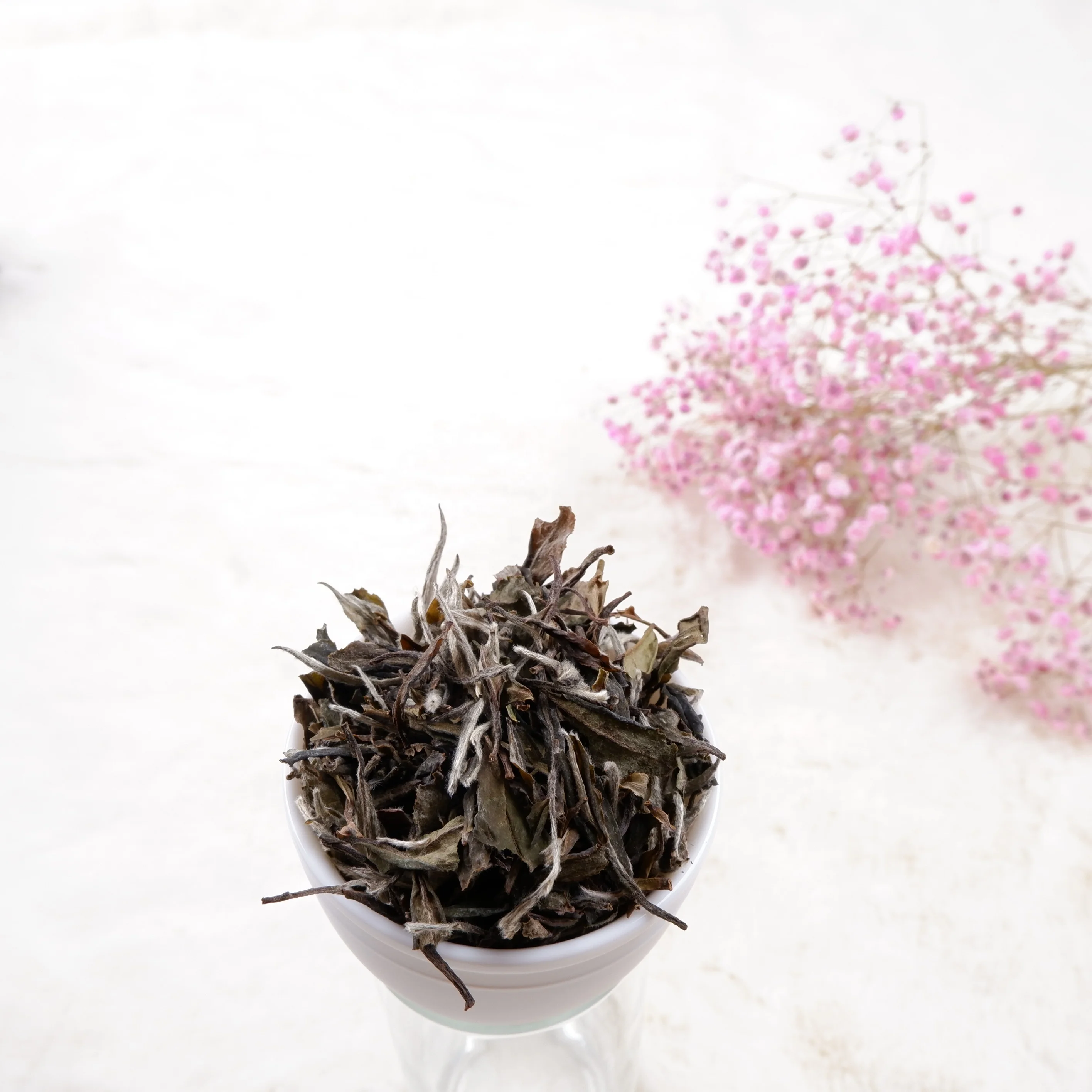 Китайский листовой чай Fuding Старый белый Bai Mu Dan пион