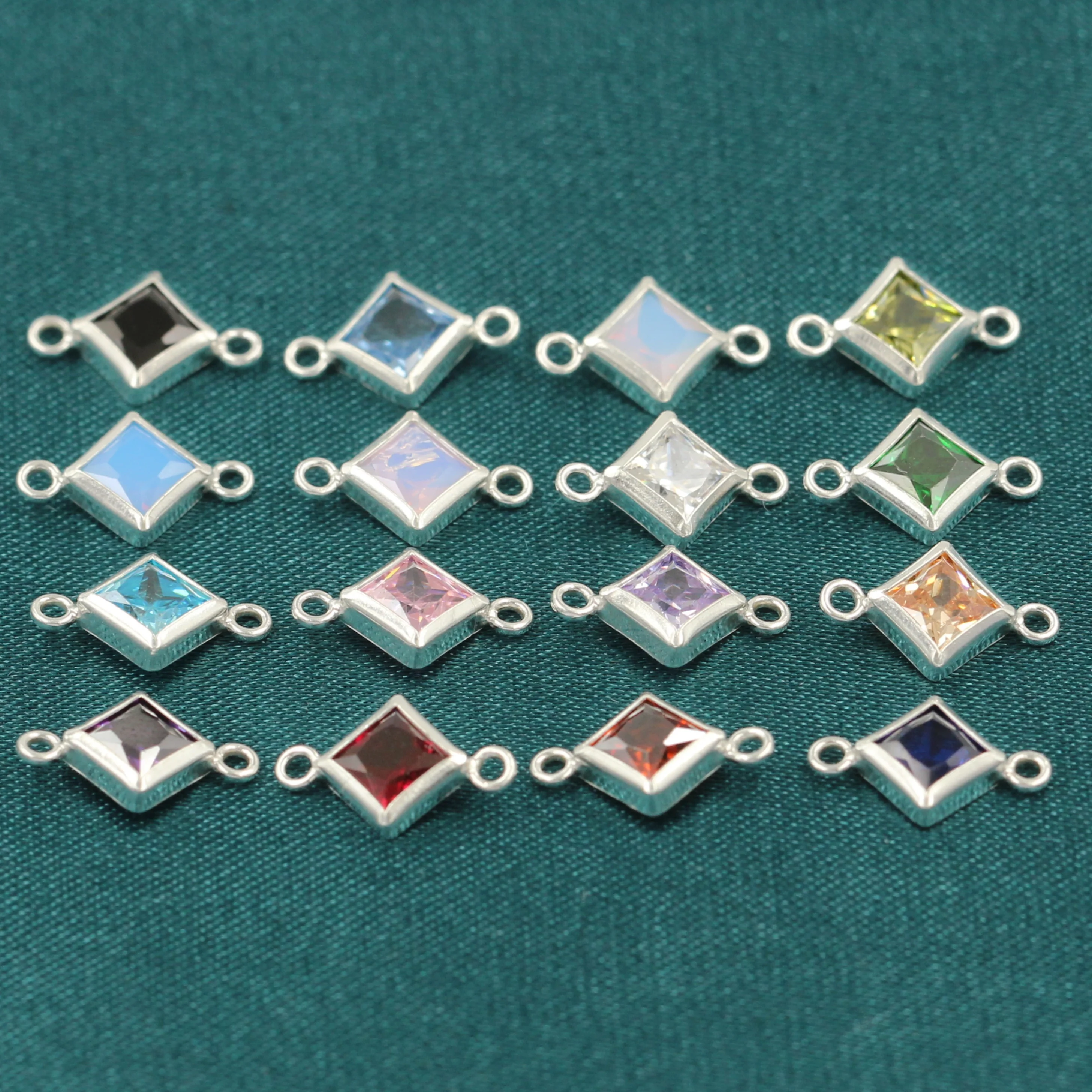 925 из стерлингового серебра