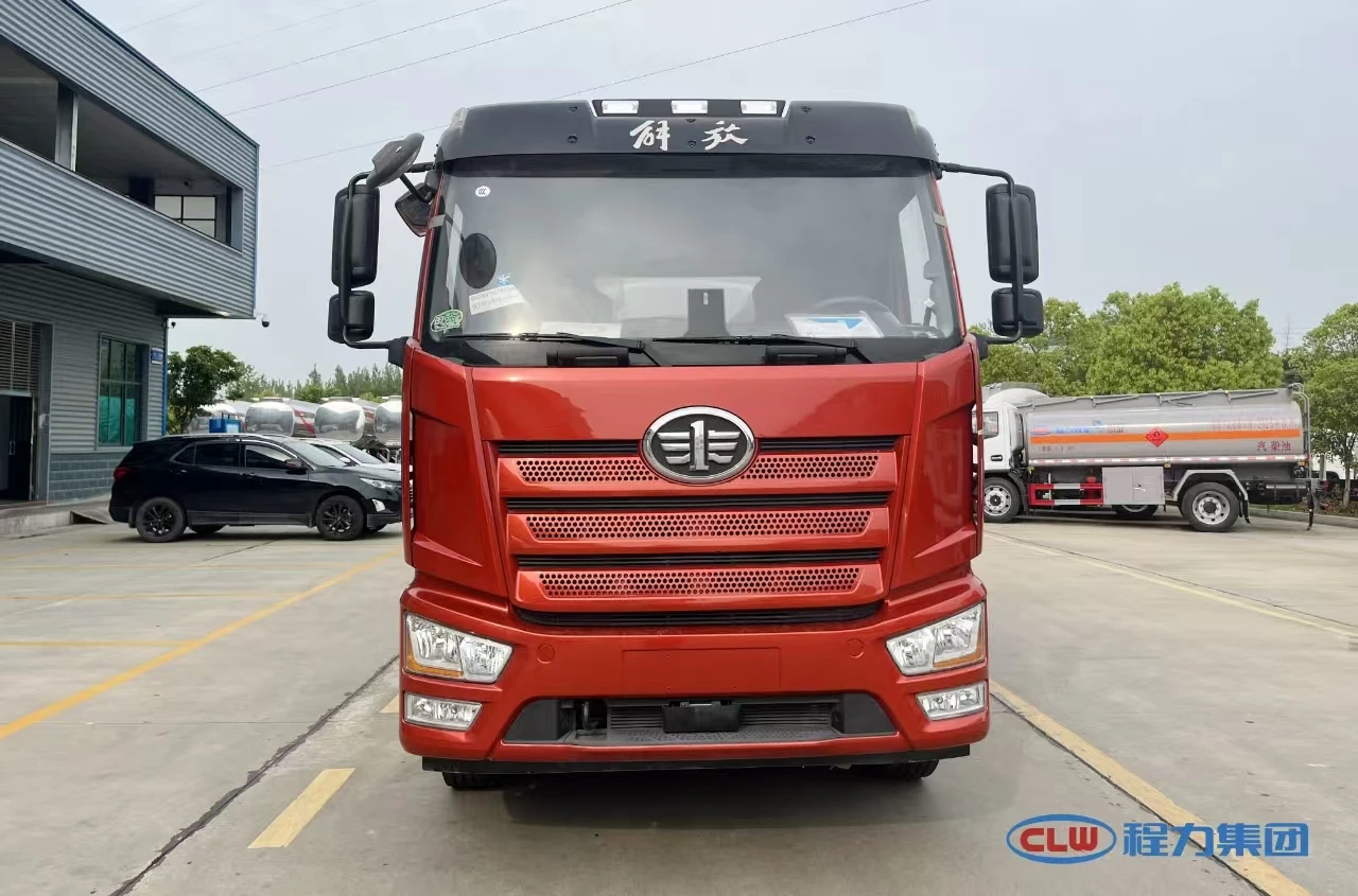 China Supplier 4X2 Fuel Tank Truck 10000L Fuel Tank Truck Oil Diesel Gasoline Transport Truck
