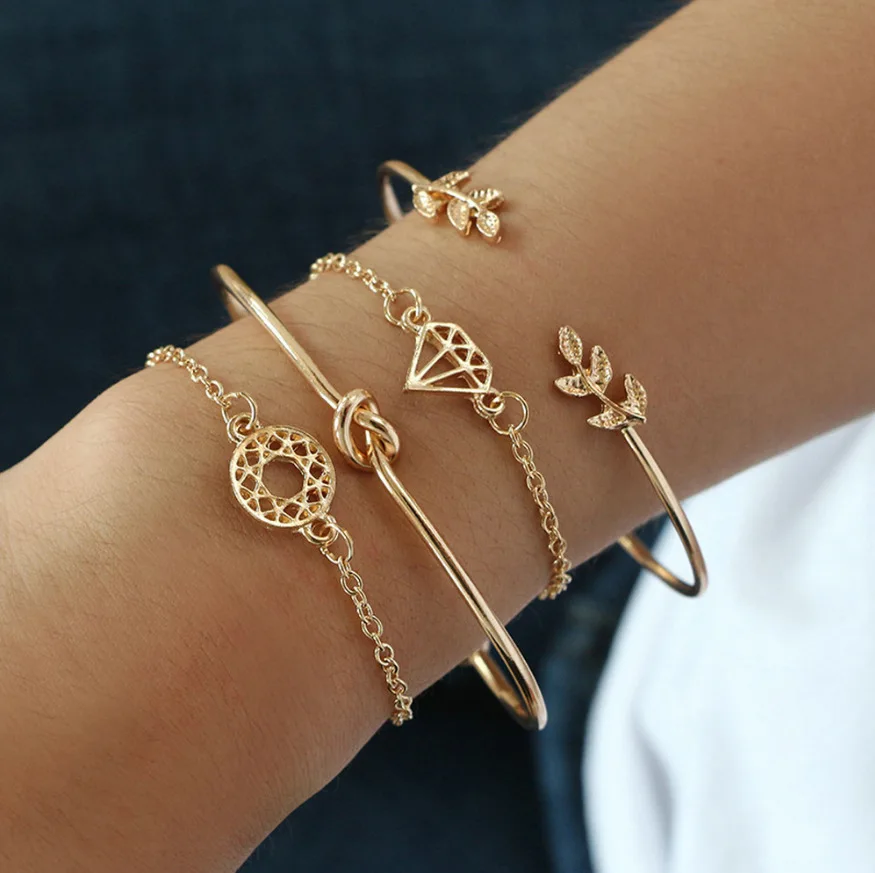 Hot Sale Korean Style Multi Piece Set Gold Plated Alloy Diamond Leaves Adjustable Bracelet