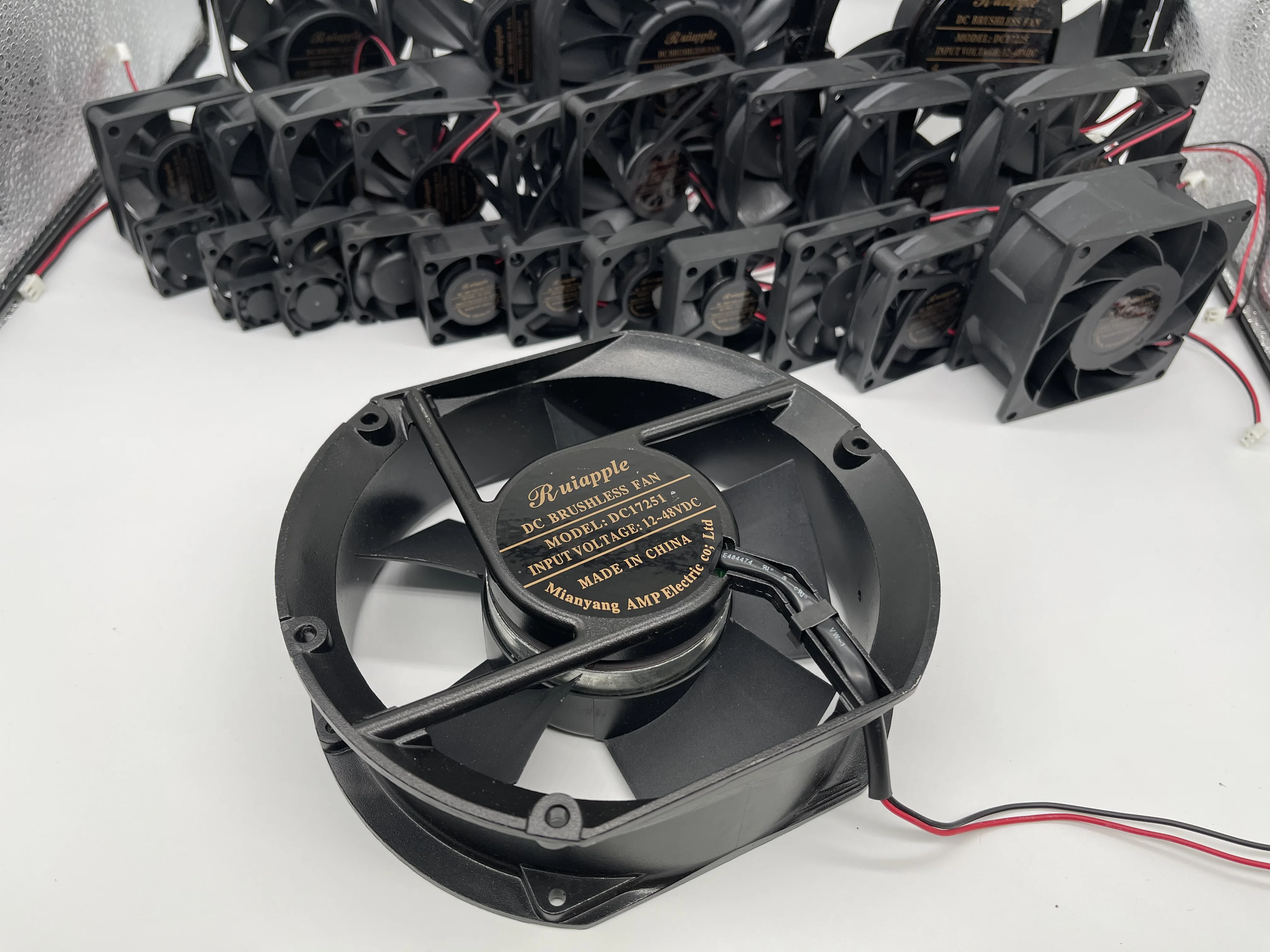 1751 dc axial cooling fan with high air volume 24V fan 17251 172*150*51mm