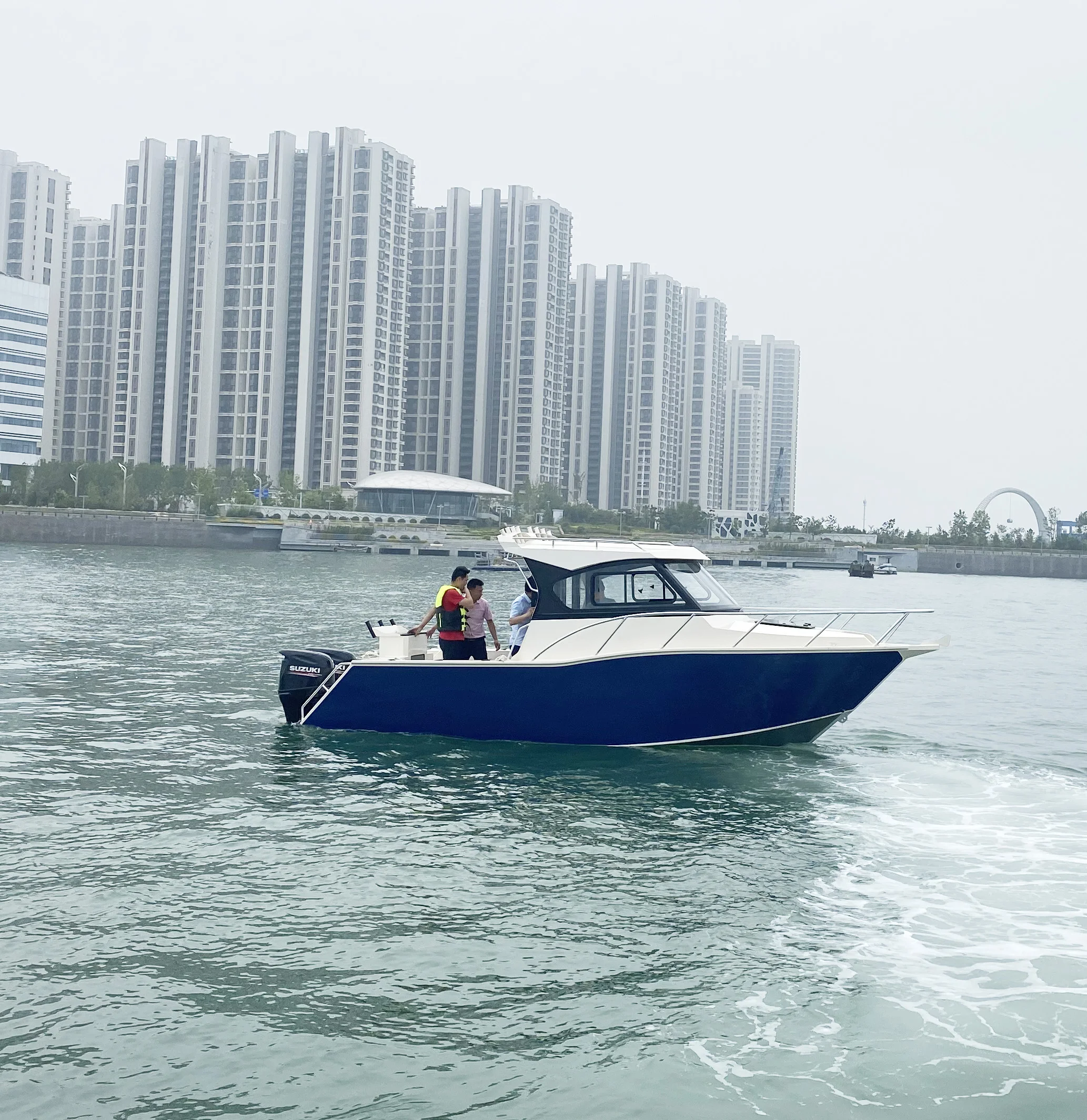 Profisher 7.5m passenger fishing boat with engine model fishing vessels aluminum center console boat