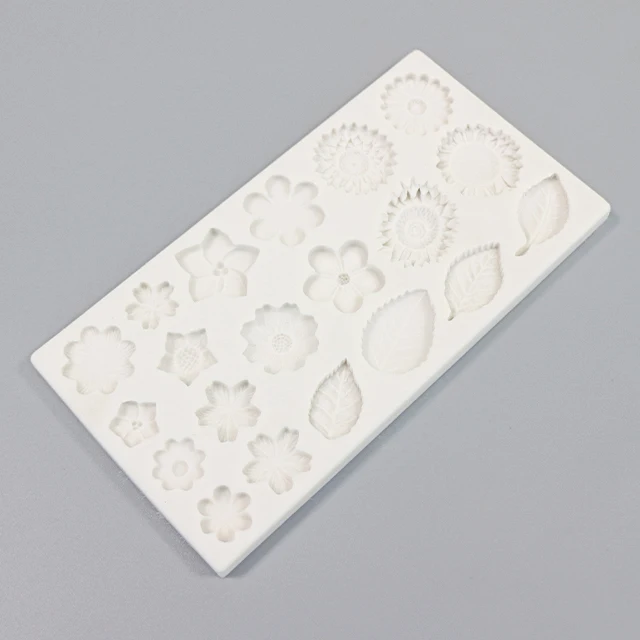 Mini Flower Leaves Violets Pansy Leaves Flower Veiners Silicone Molds Fondant Resin Clay Water Paper Cake