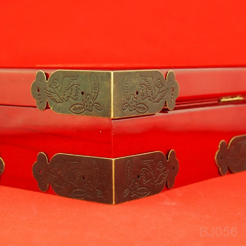 Factory supply 68 x 27mm anti-brass metal box corner protector for wooden boxes