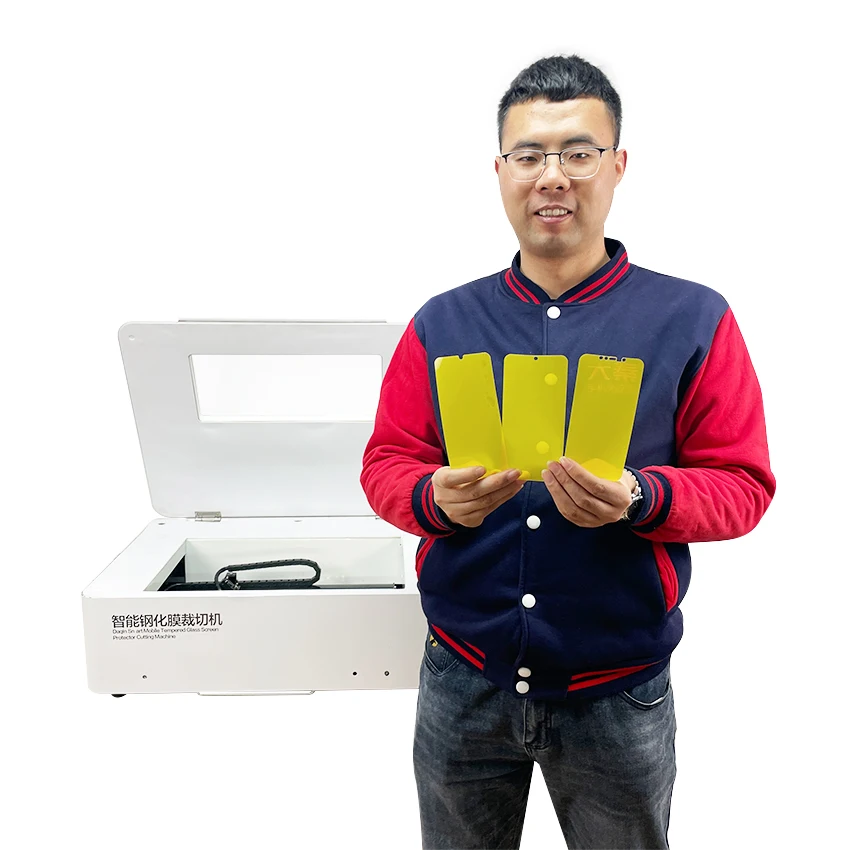 DAQIN Laser Machine with CO2 Laser Tube Bulk Production Tablet Mobile Phone Tempered Glass Screen Protector Cutting