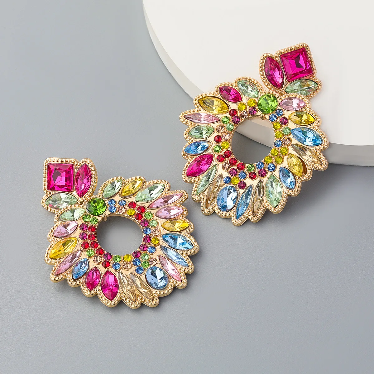  LFZ-531 Statement Earrings 2021 Flower Charms Vintage Jewelry Luxury Bling Rhinestone For