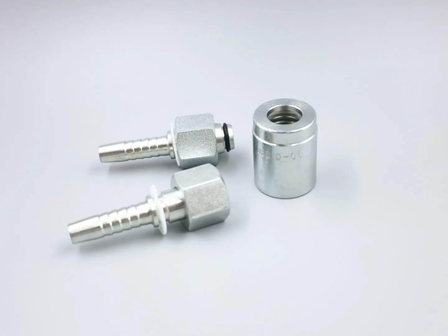 20411 Series metric internal thread 24 degree internal cone hydraulic hose adapter with type 0 ring