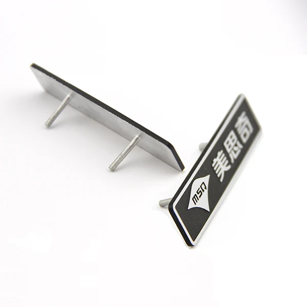 
Cheap Custom Engraving Rectangle Logo Metal Bag Label With 4 U Clip Rivets 