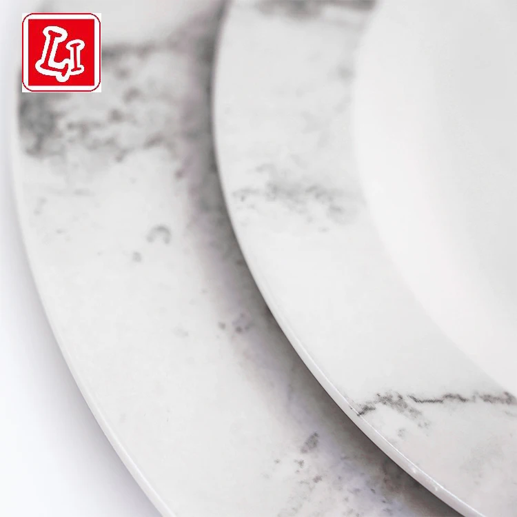 
The grey marble three piece set contains a flat rice bowl ceramic tableware set 