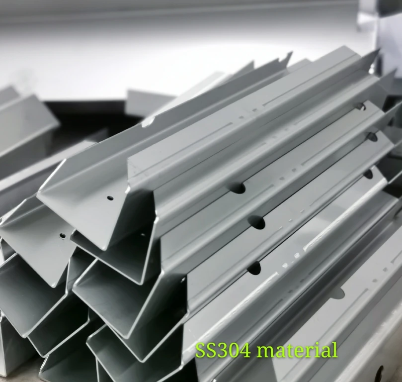 Commercial 304 Stainless Steel Undercounter Dishwasher Undercounter Dishwasher For Hotel Restaurant