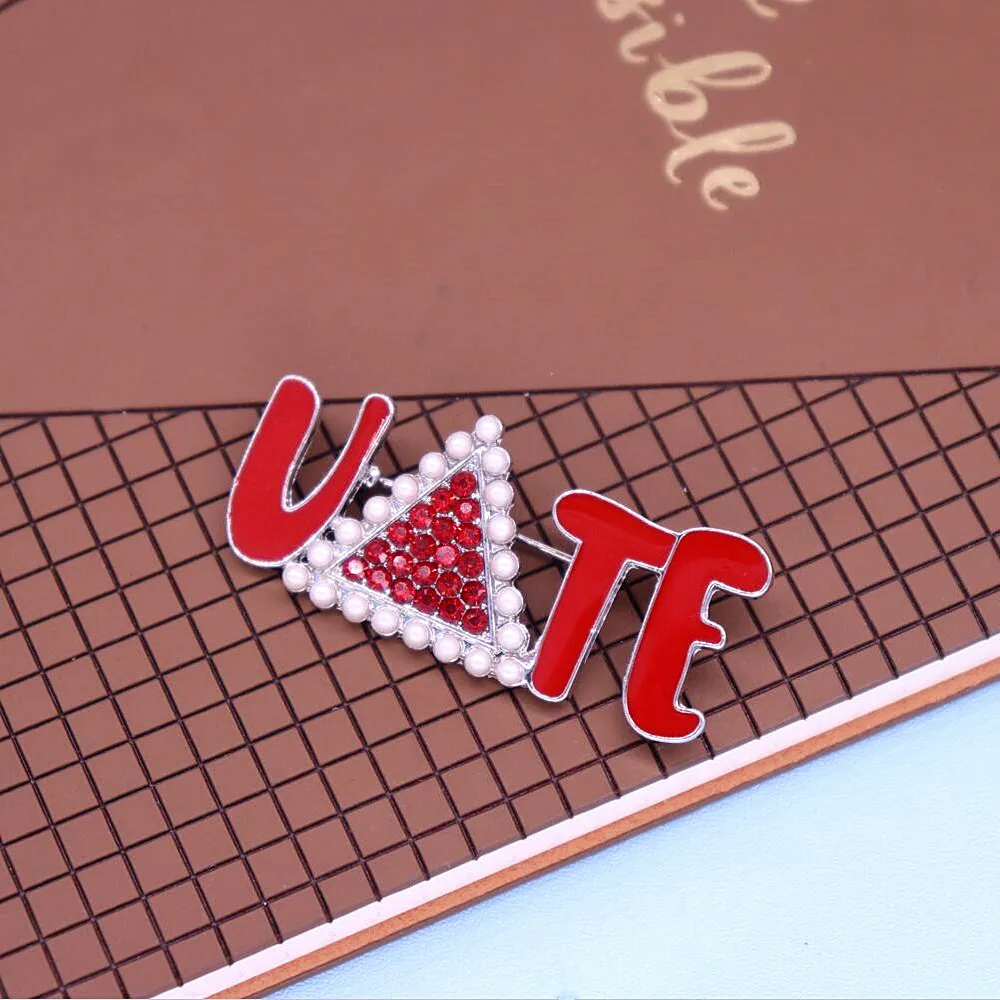 Charming Soror Red Enamel Greek Delta Sigma Theta Triangle Symbol Letter VOTE Accessory Designer Brooches Pin