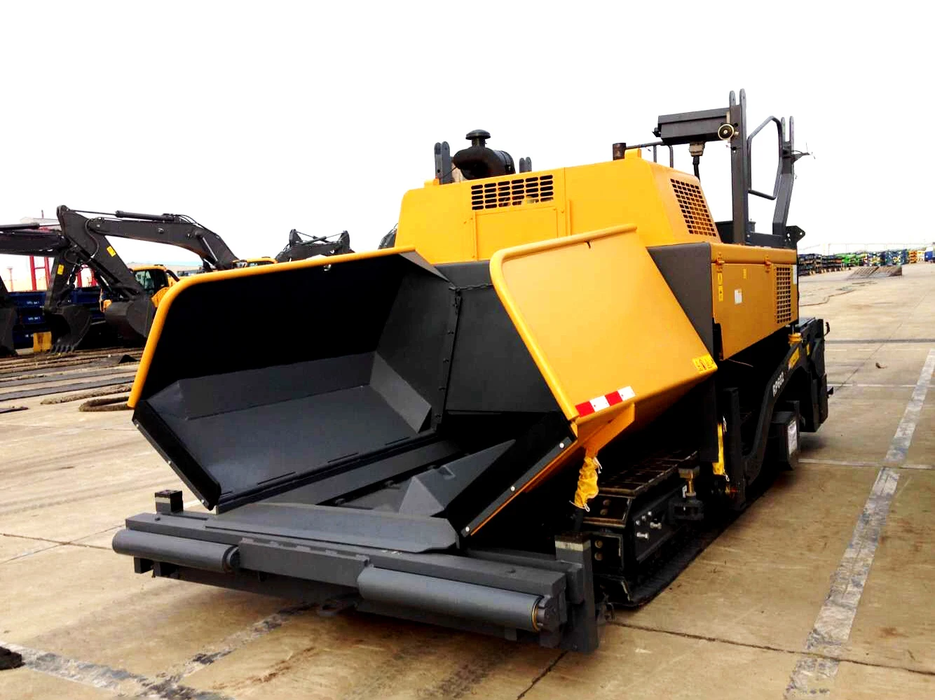 Good Quality Asphalt Concrete Road Paver RP952 With Cheap Price
