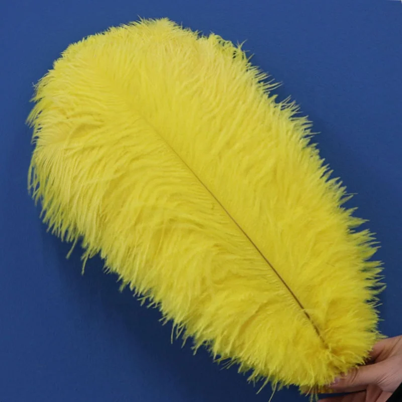 wholesale cheap large white 40-45CM  Ostrich Feathers High Quality Multi-Color Smooth Fluffy fabric faux ostrich feather red